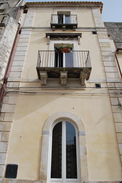Casa Vacanze A Truatura Ragusa Ngoại thất bức ảnh